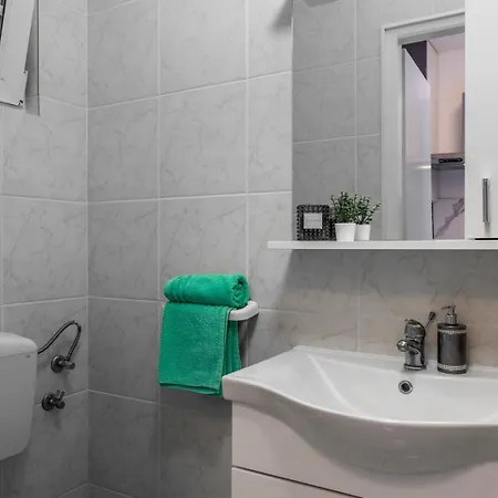 Simic Apartment *