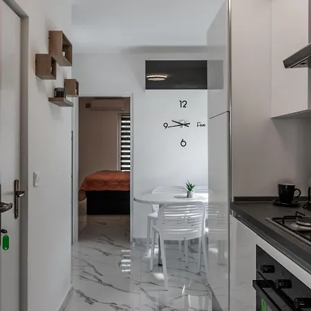 Simic Apartment *